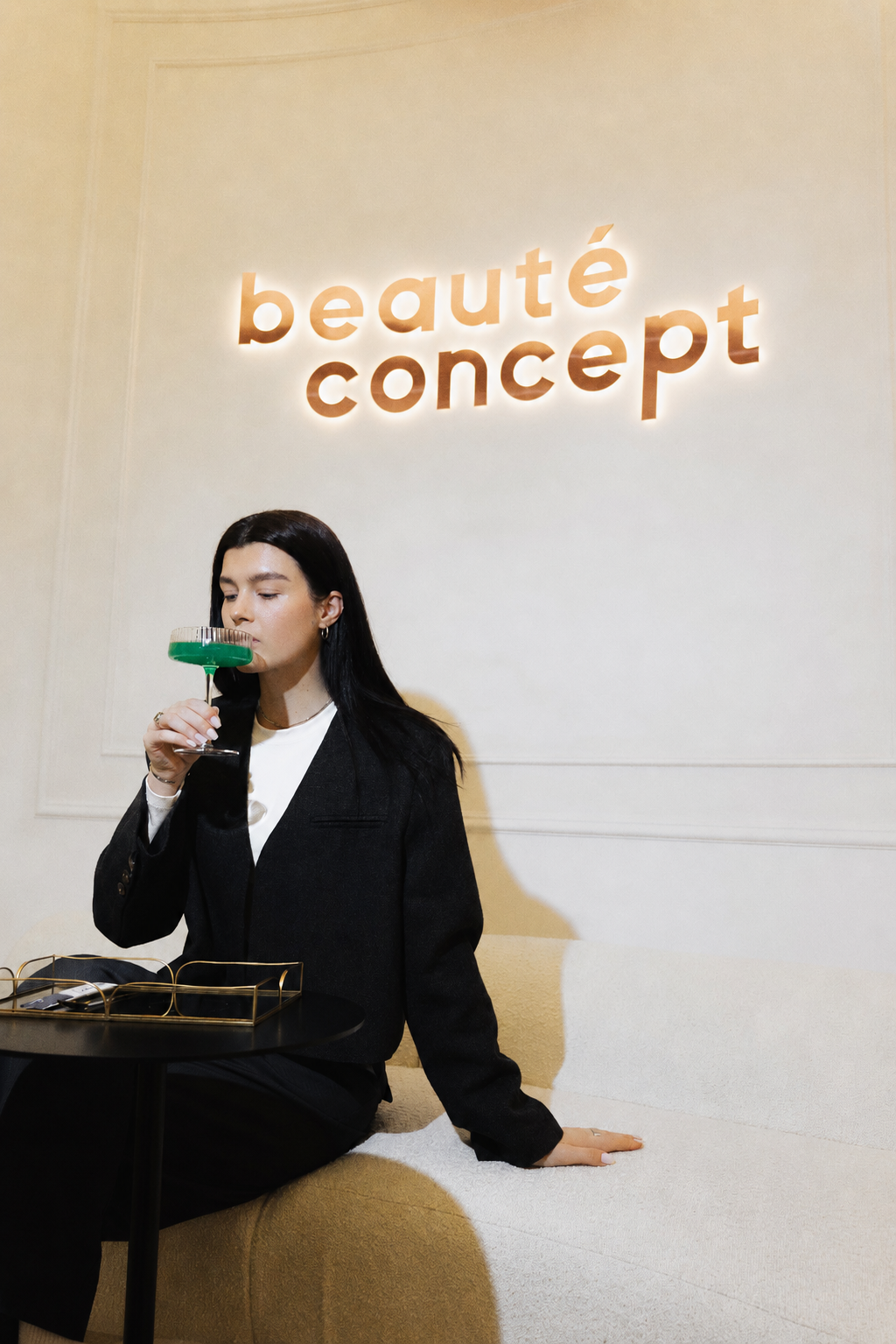 Beauté Concept — editorial portrait